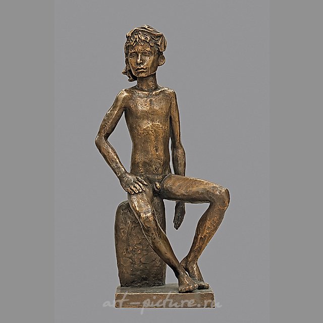 Мальчик на камне. 1983. Бронза. 35x15x13 см