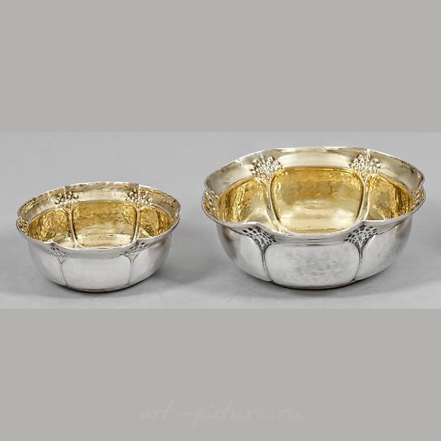 A couple of decorative bowls.