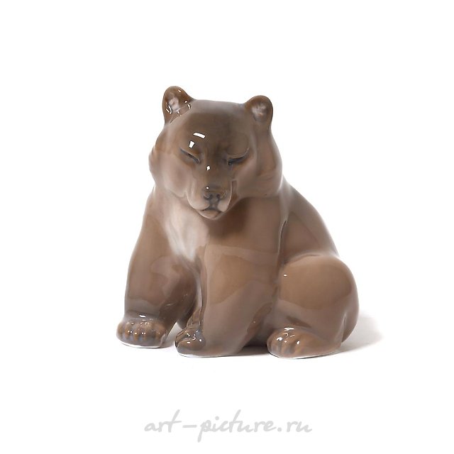 Медведь на корточках. Дания, г. Копенгаген, Royal Copenhagen, 1923-1928 гг.