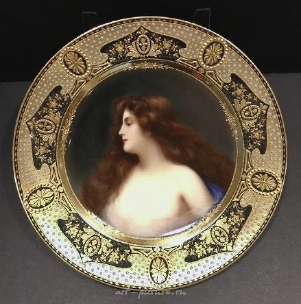 Фарфоровая тарелка "Jeweled Royal Vienna" с портретом, 1900 год, диаметр 9,5 дюймов, хорошее состояние, оценка $2,500-3,000.