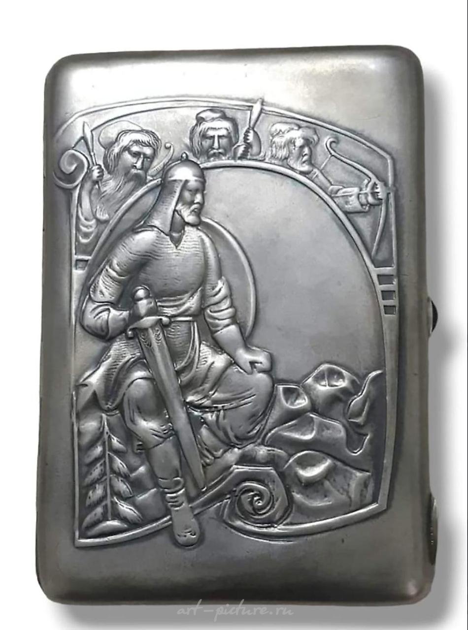 A rare item - Russian silver cigarette box