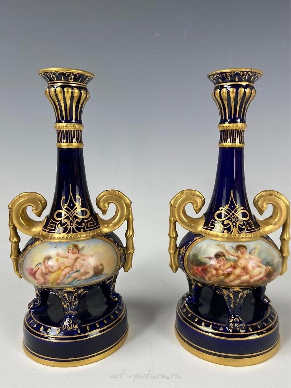 Вазы Royal Vienna, около 1900 года, высота 9 дюймов, хорошее состояние, стоимость $500-600.