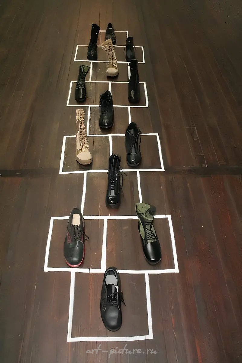 “退一步,进两步”,2010年