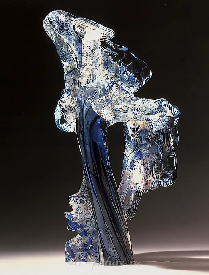 Благовещение, 1992, стекло, формовка в металлической форме, 48x30x25. Собственность автора