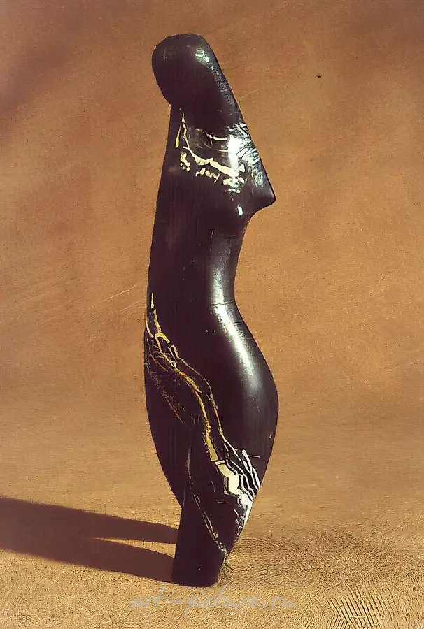 Танцующая, 1992, шамот, фарфор, лепка, высота  33 Собственность автора
