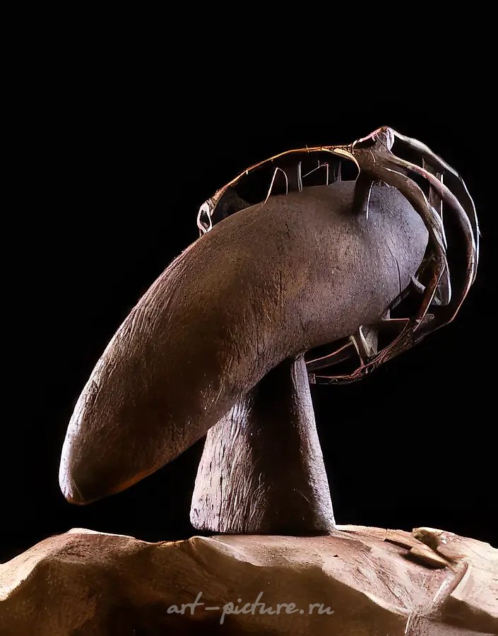 Автопортрет, 1992, бронза, 45х70х40 Собственность автора