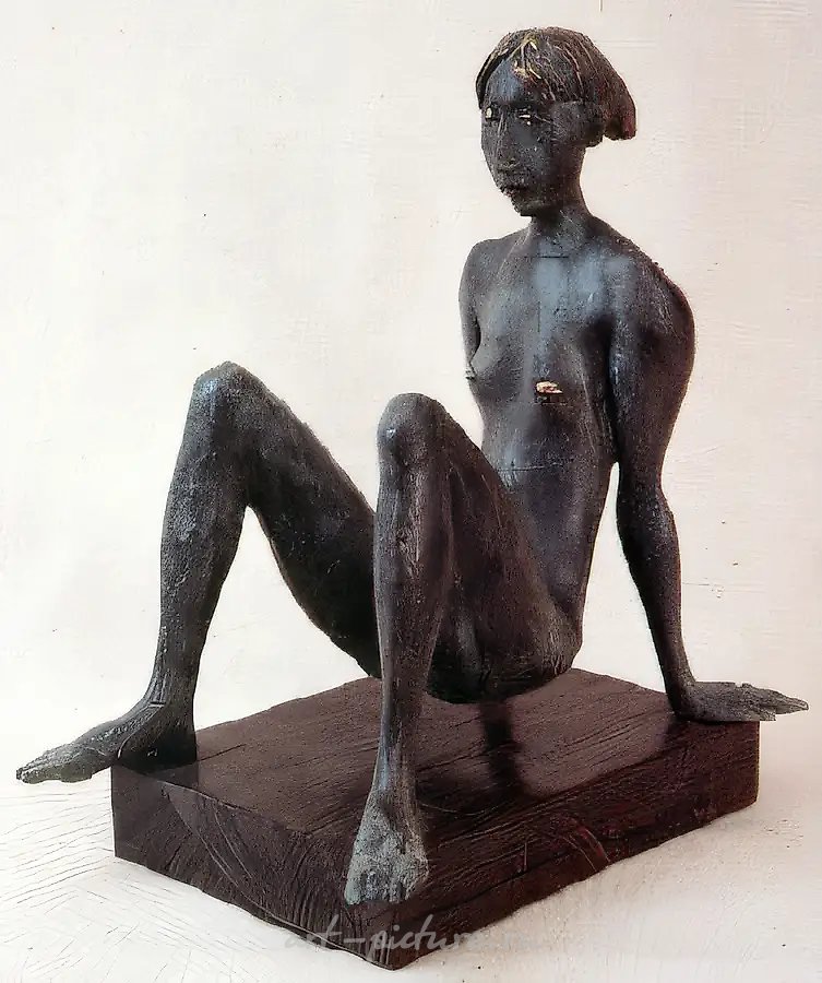Обнаженная, 1994, бронза, 40х37х25 Собственность автора