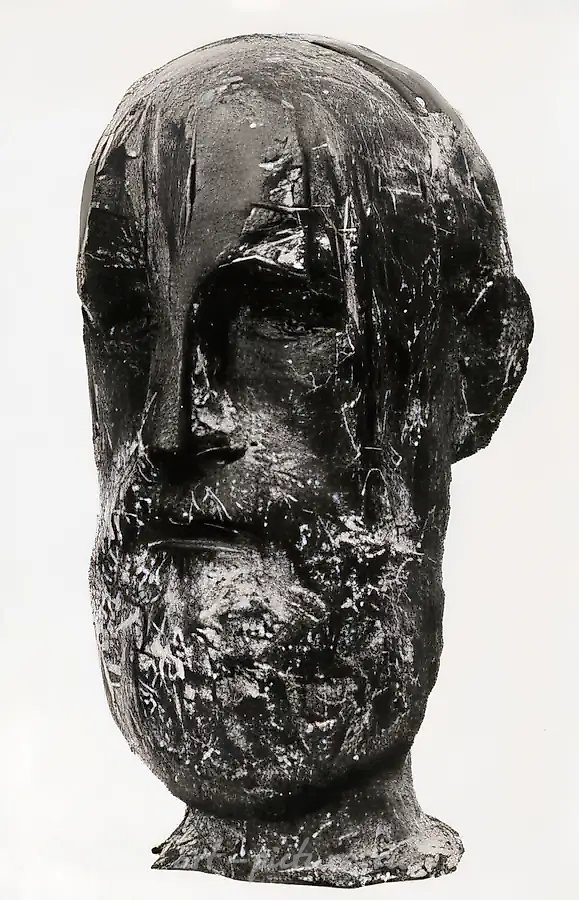 Болеслав Хыждэу, 1998, бронза, 35х25х20