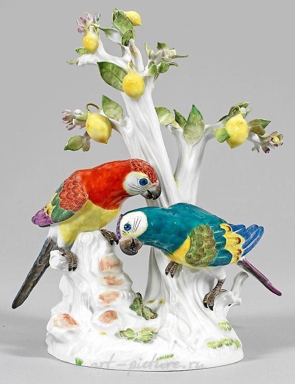 Parrot group on a lemon tree