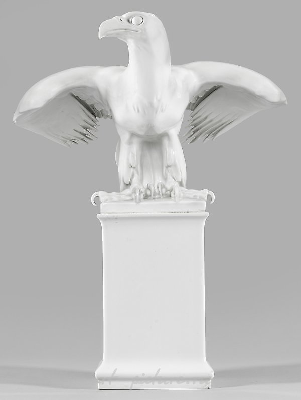 Lot 591: Rare Execution "Eagle on Pedestal"