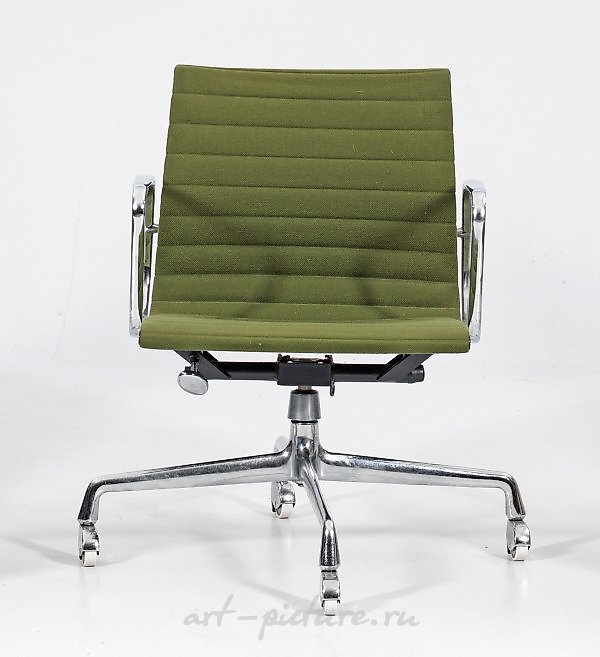 Writing desk chair by Charles Eames