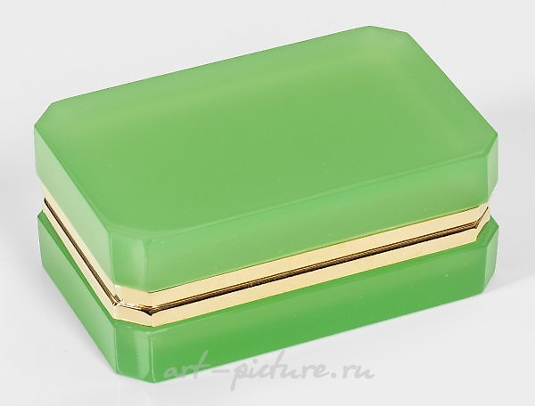 Арт-деко коробка из зеленого стекла