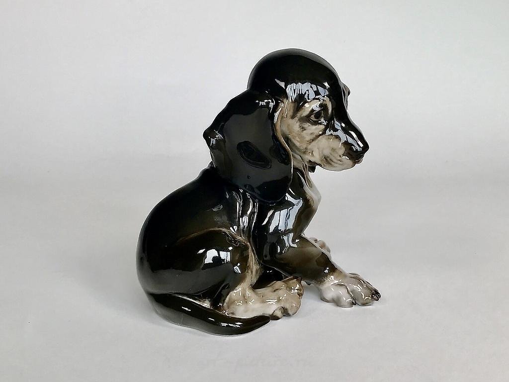 Статуэтка "Молодая такса" Rosenthal Германия 1936 год