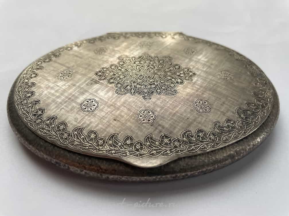 Шкатулка ювелирного дома Буччеллати (Buccellati)