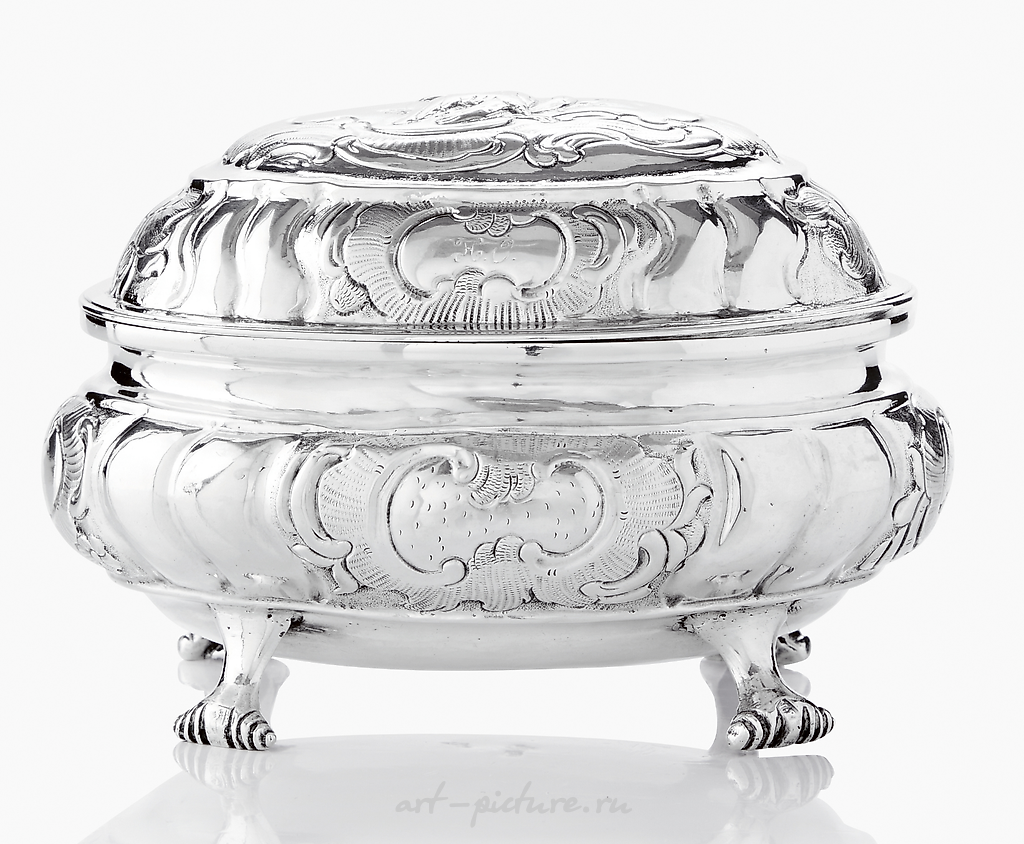 Серебряная сахарница (шкатулка). Россия, 1765 - 1771 гг.